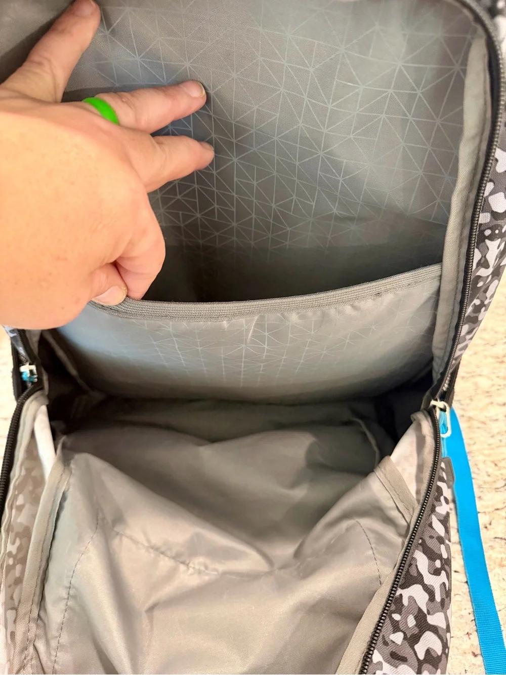 High Sierra Access Laptop Backpack Black Gray Camo Turquoise Travel like New